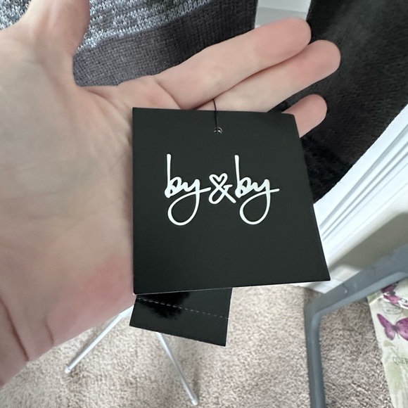 by & by Women's Chevron Knit Sweater - Burgundy, Gray, Black NWT - Picture 4 of 5